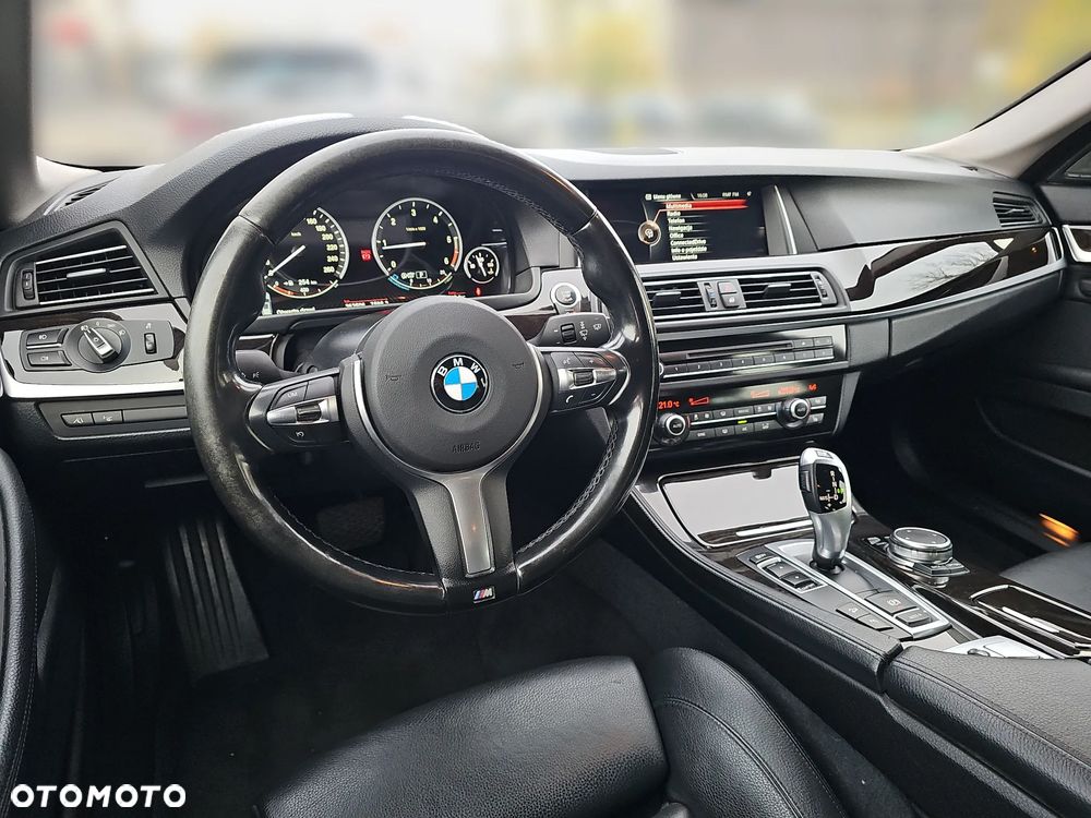 BMW Seria 5 525d - 10
