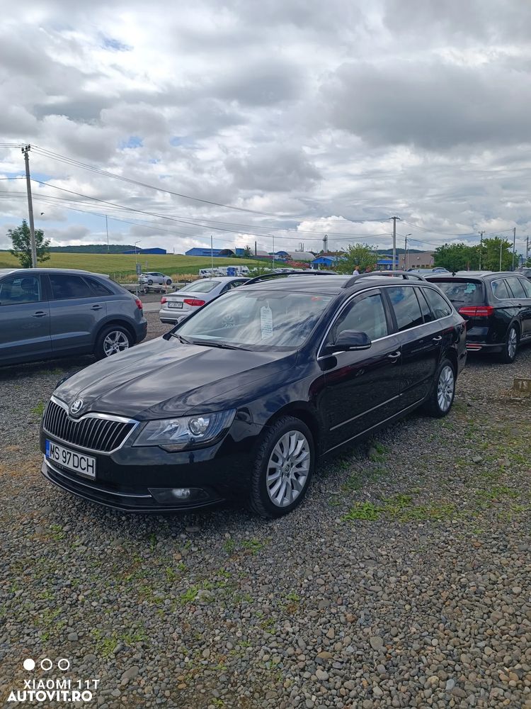 Skoda Superb 2.0 TDI Ambition - 2