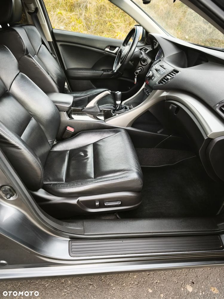 Honda Accord 2.2d Executive - 12