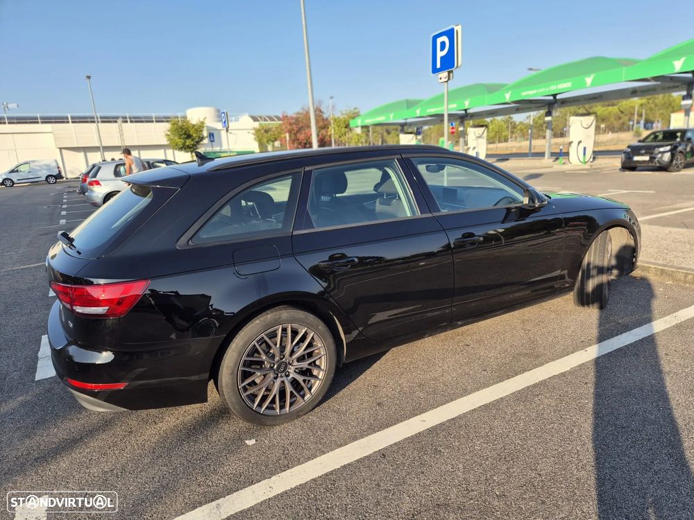 Audi A4 Avant 2.0 TDI S tronic - 5