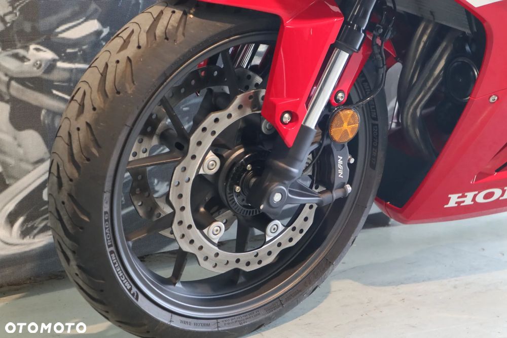 Honda CBR - 3