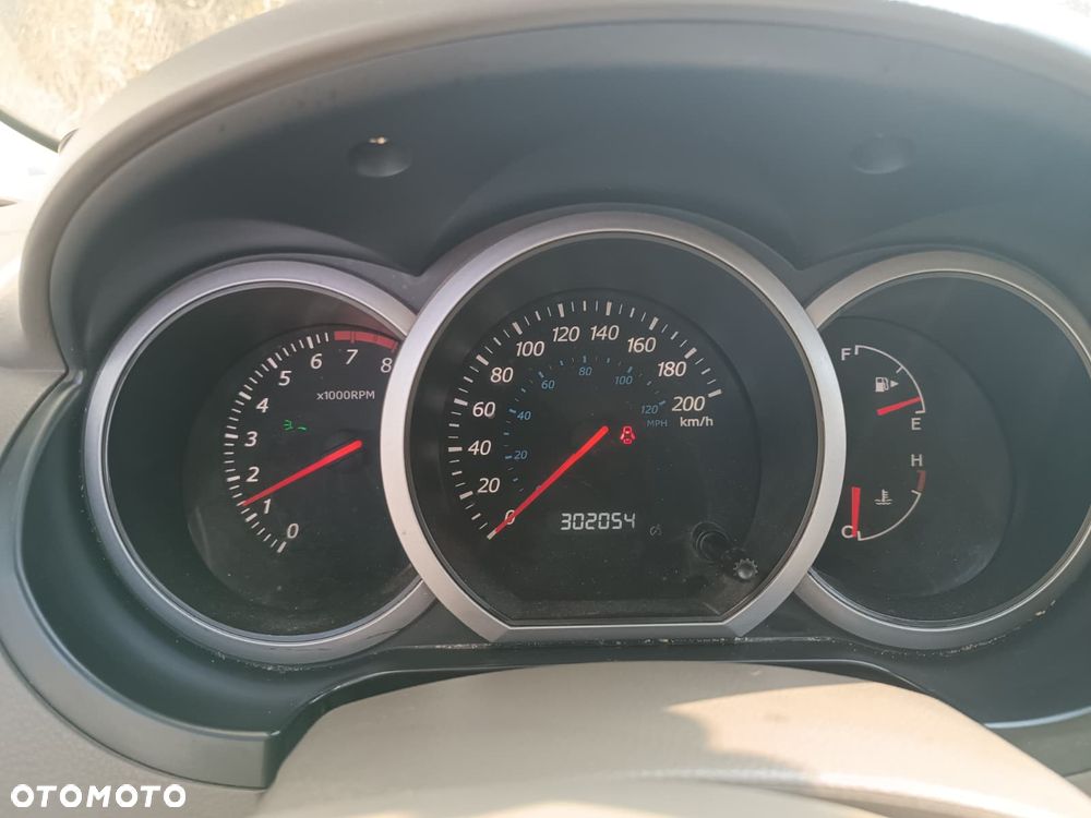 Suzuki Grand Vitara 2.7 V6 - 6