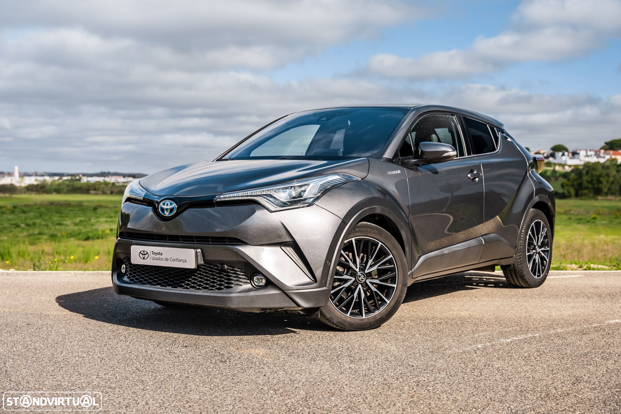 Toyota C-HR 1.8 HSD Exclusive+P.Luxury - 1