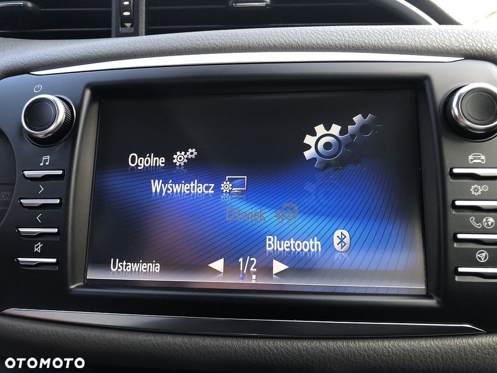 Toyota Yaris 1.5 Premium - 14