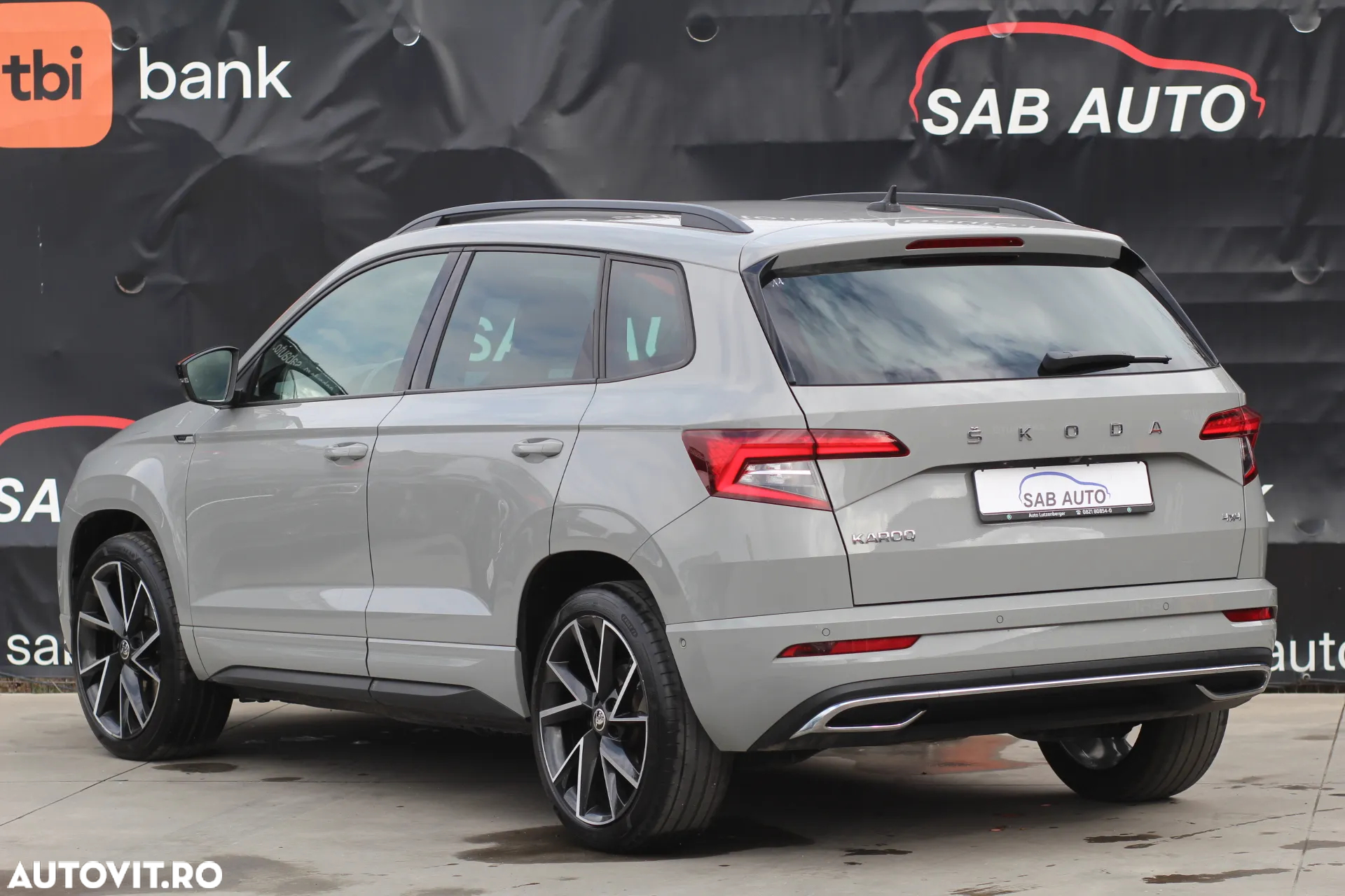 Skoda Karoq 2.0 TDI SCR 4x4 DSG Ambition - 24