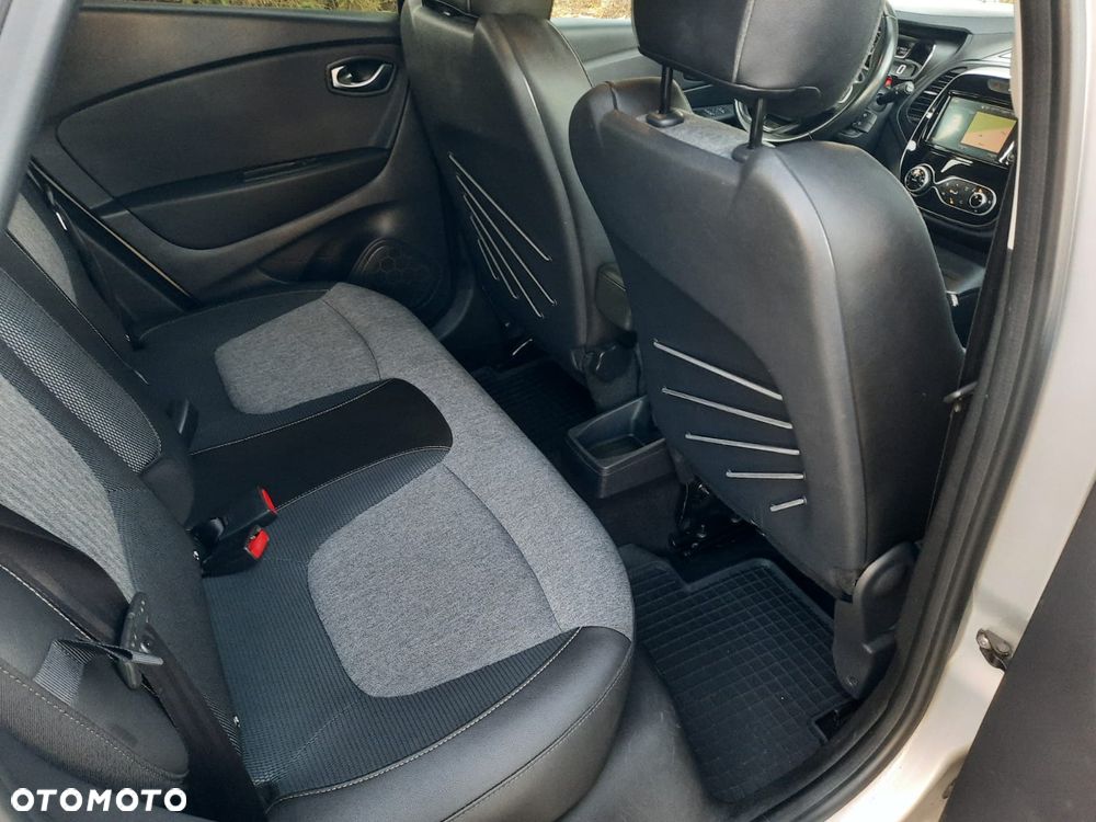 Renault Captur (ENERGY) TCe 90 BOSE EDITION - 4