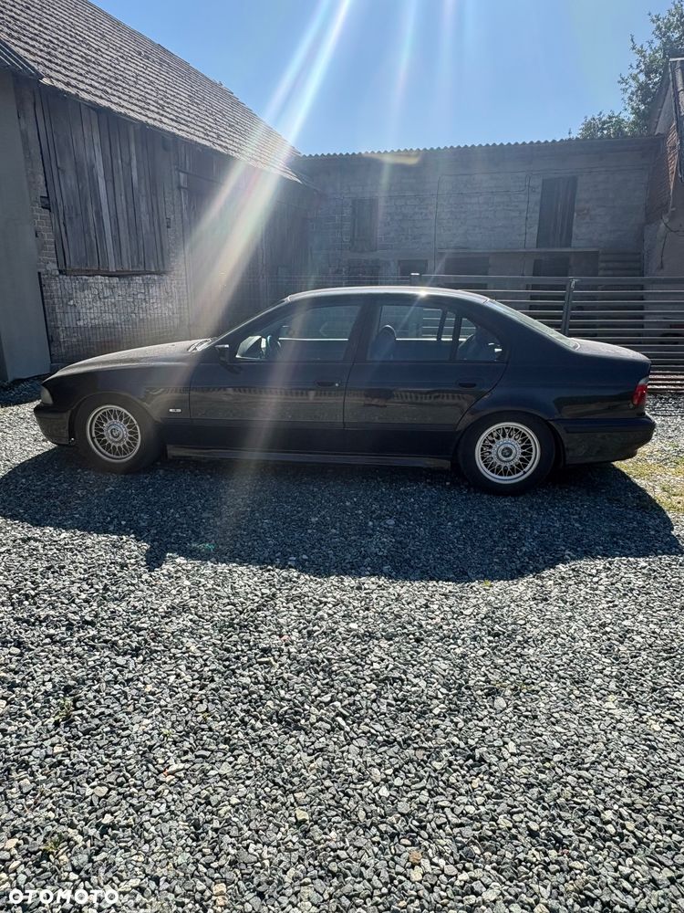 BMW Seria 5 - 1