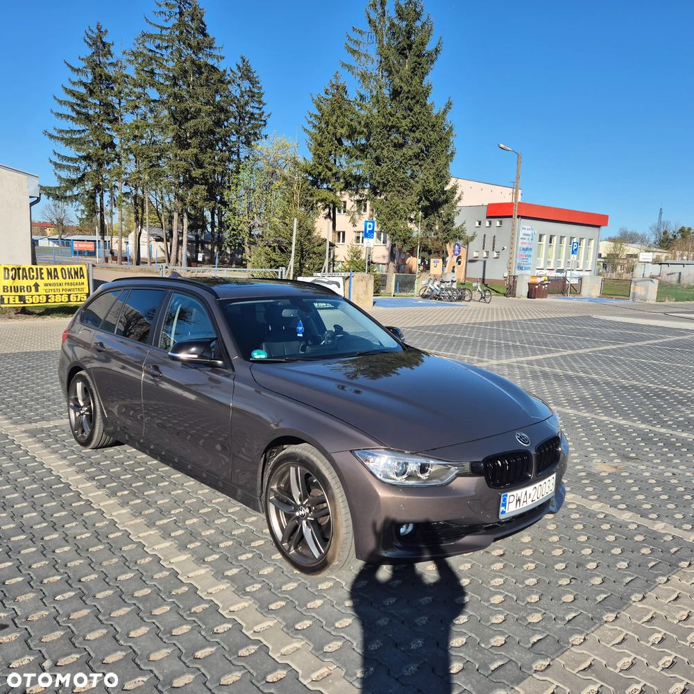 BMW Seria 3 320d xDrive - 2