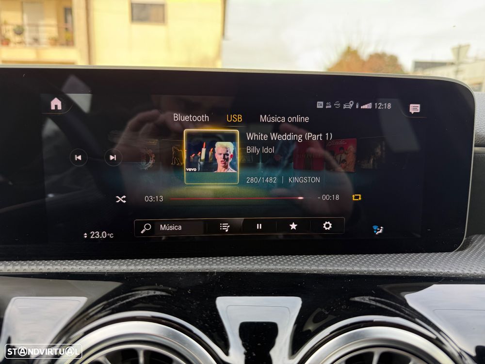 Mercedes-Benz A 180 d 7G-DCT AMG Line - 12