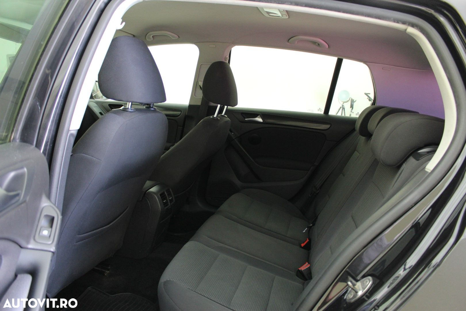 Volkswagen Golf - 9