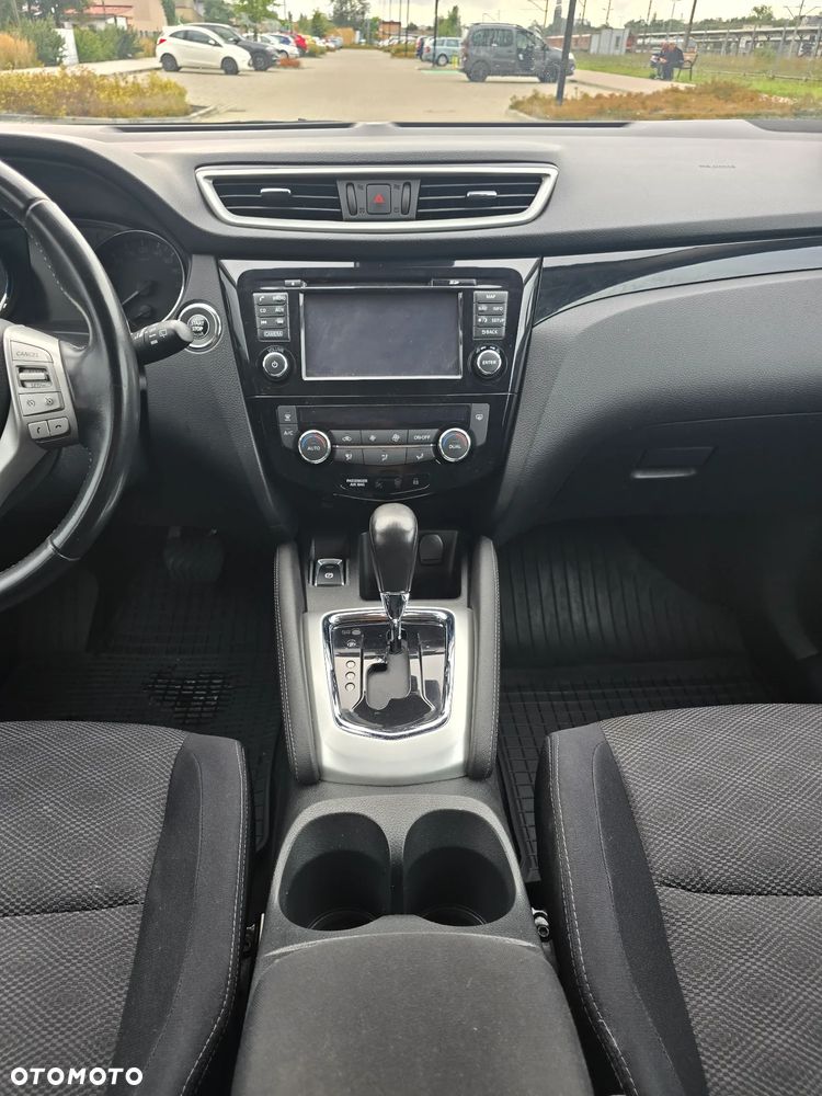 Nissan Qashqai - 17