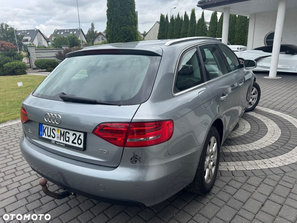 Audi A4 Avant 2.0 TDI DPF Attraction - 6