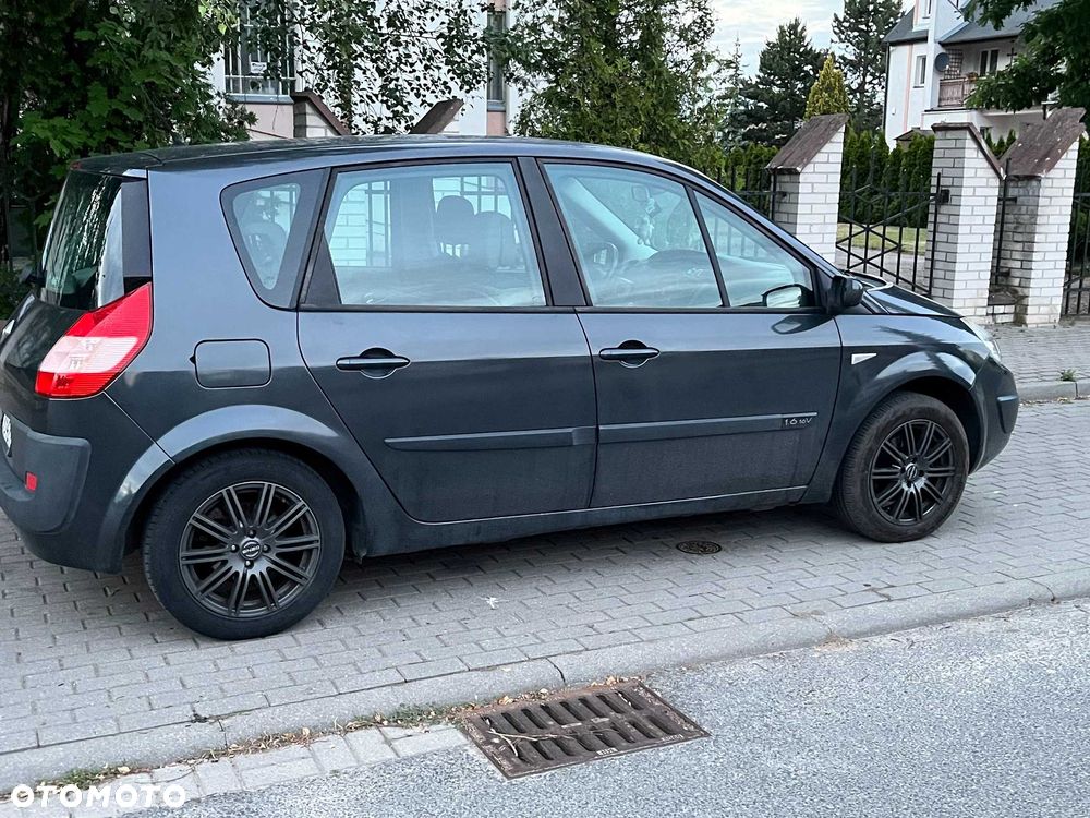 Renault Scenic - 3
