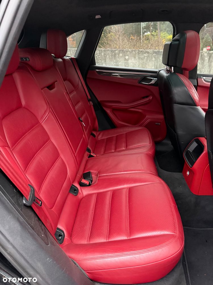 Porsche Macan Turbo Performance - 17