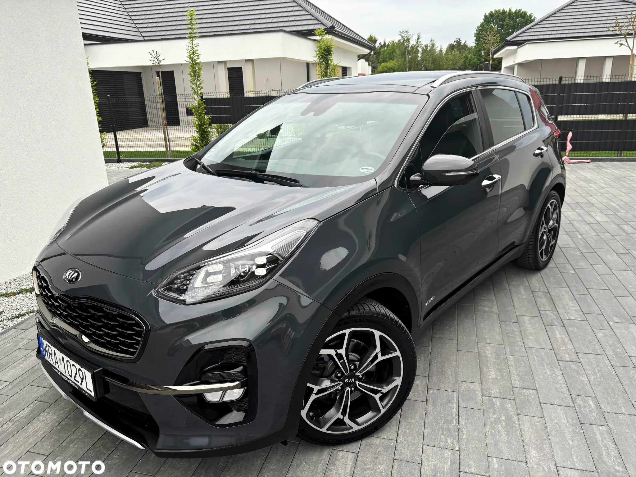 Kia Sportage 2,0 CRDI AWD GT Line - 3