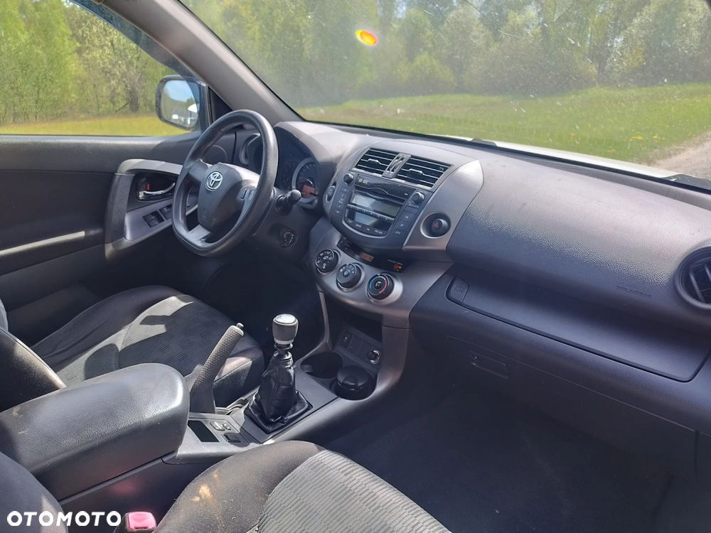Toyota RAV4 2.2 D-4D 4x4 Life - 10
