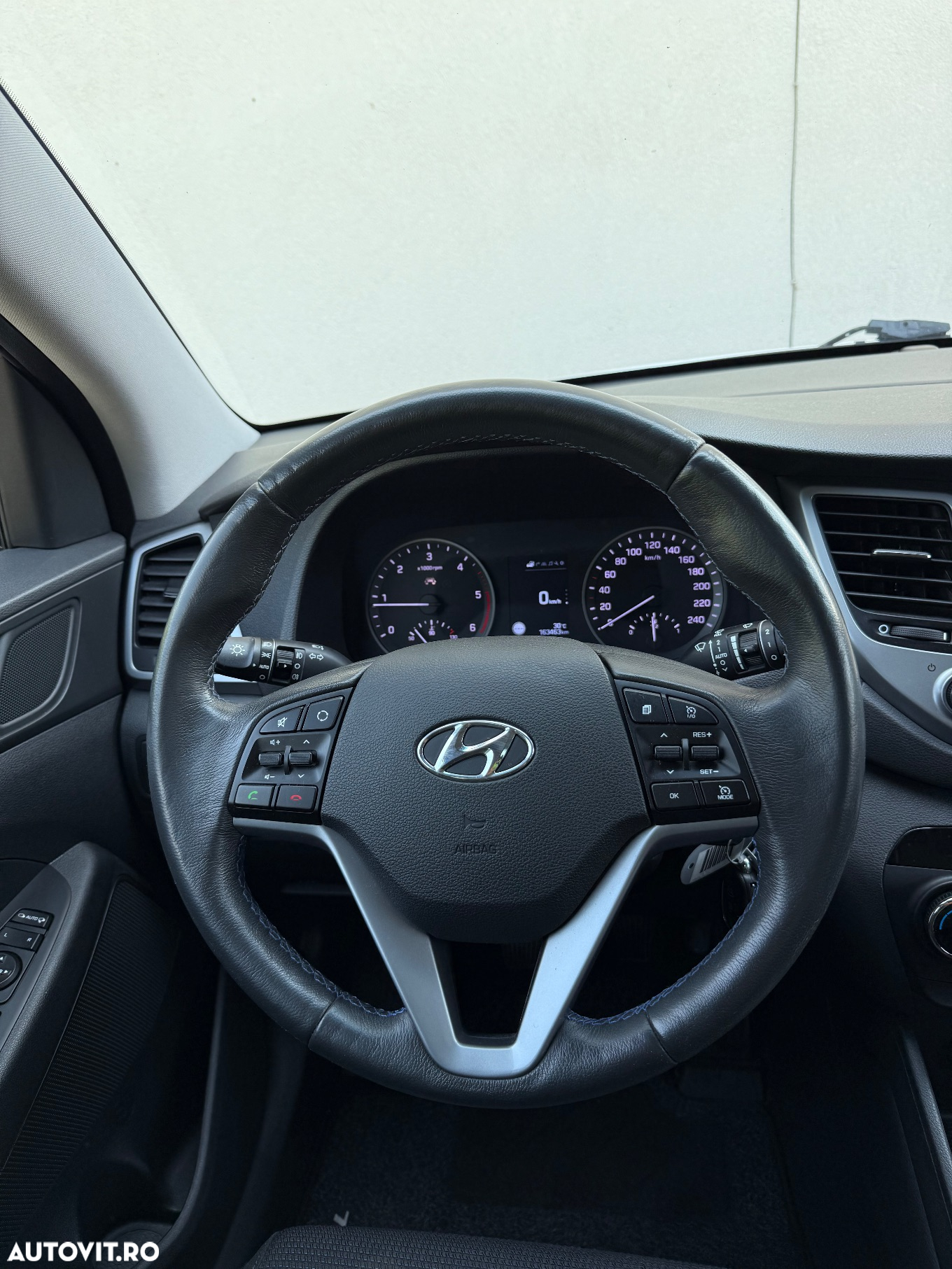 Hyundai Tucson blue 1.7 CRDi 2WD Style - 23