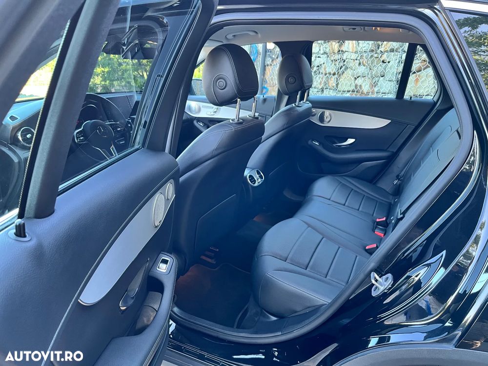 Mercedes-Benz GLC - 36