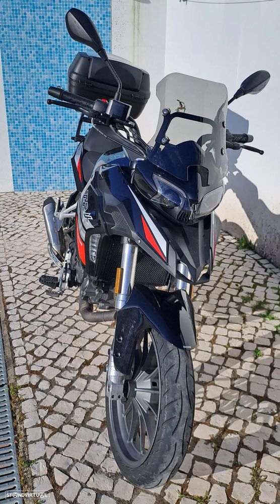 Benelli TRK 251 - 4