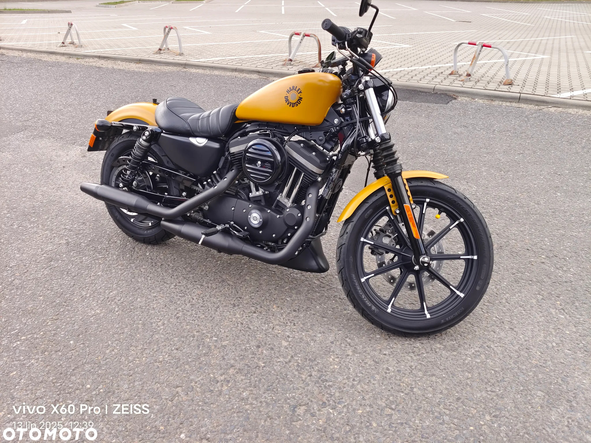 Harley-Davidson Sportster Iron 883 - 7