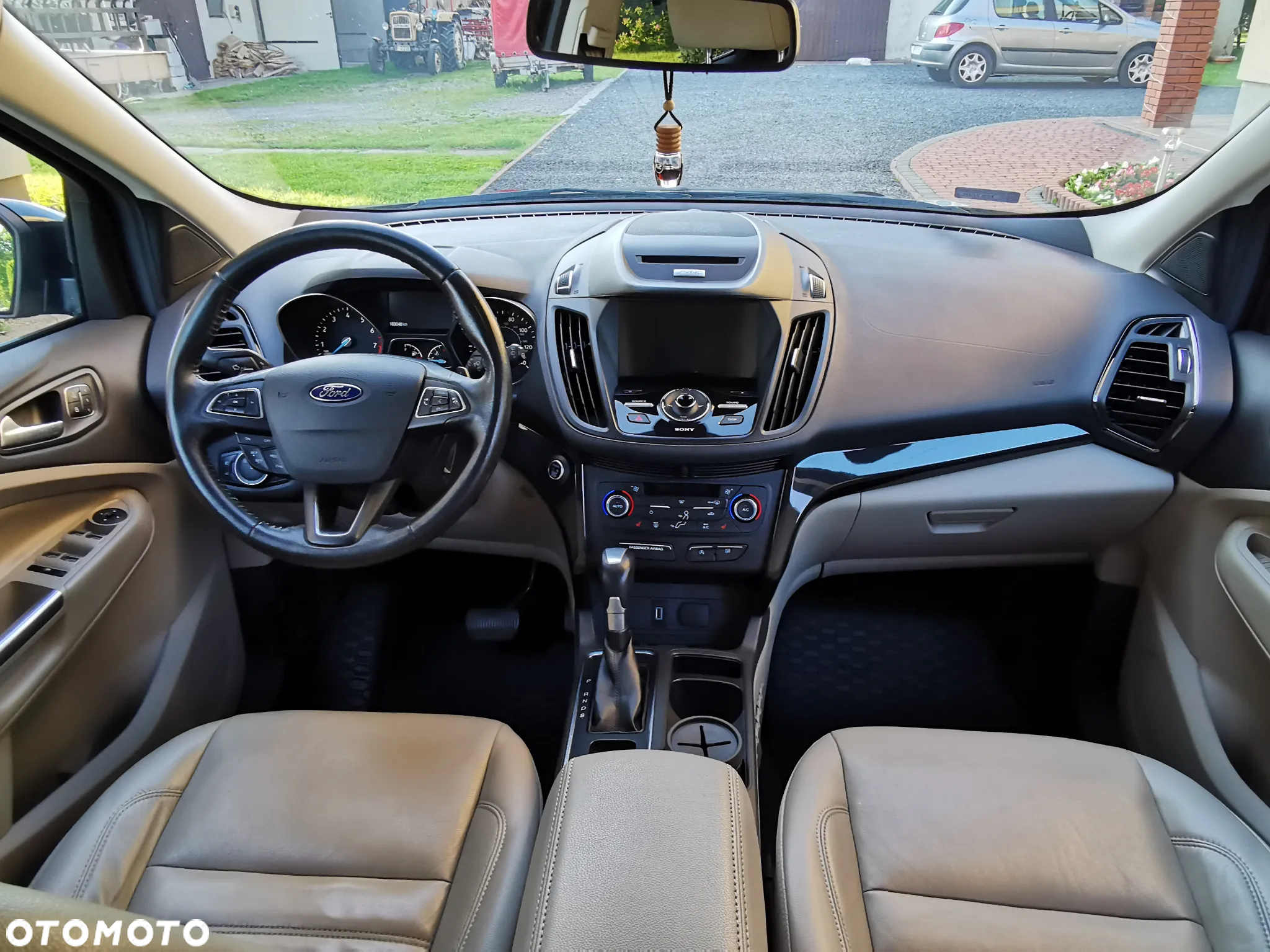 Ford Escape 2.0 EcoBoost AWD Titanium - 17