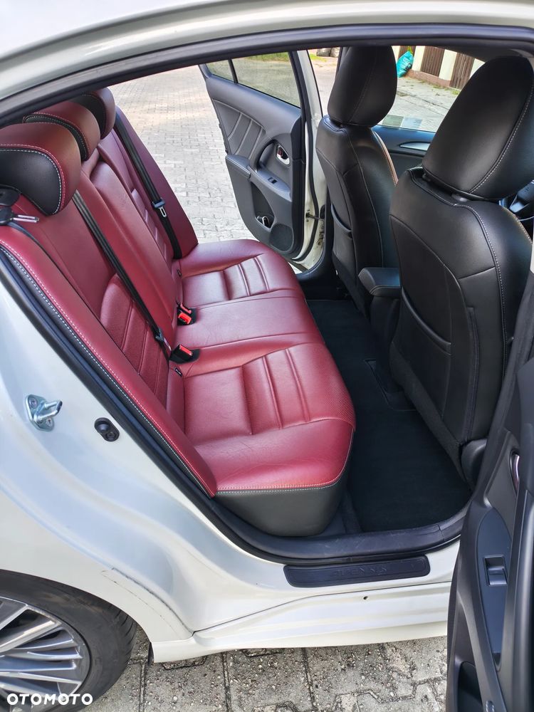 Toyota Avensis 1.8 Selection MS - 8