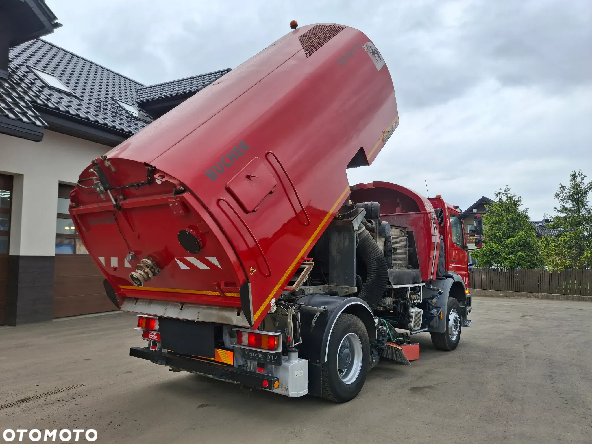 Mercedes-Benz Axor 1829 Zamiatarka Optifant70 2 Silniki Szczotki Lewa i Prawa Strona Karcher PM10 Listwa Ciśnieniowa - 11