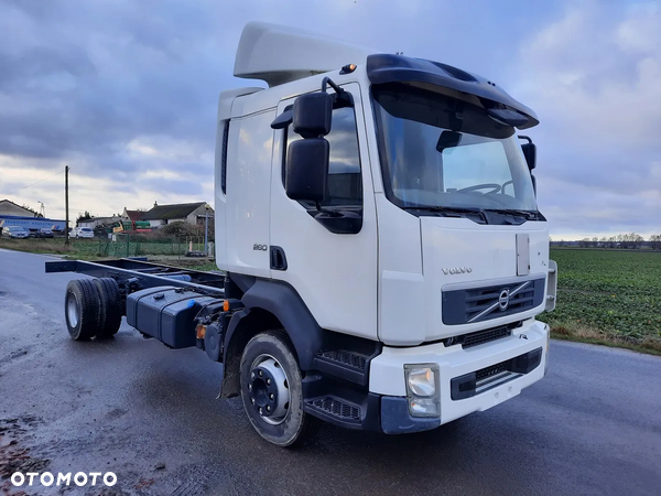 Volvo FL 260