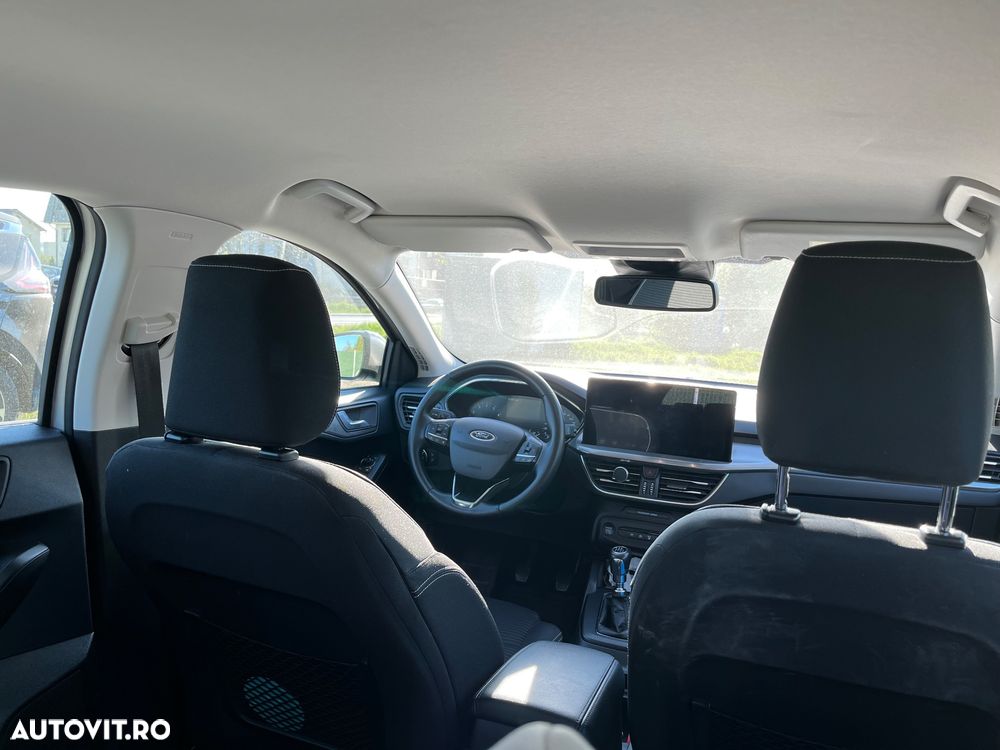 Ford Focus 1.0 EcoBoost MHEV Titanium - 1