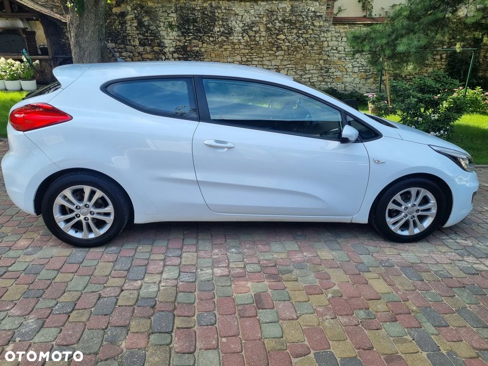 Kia Ceed 1.6 GDI Business Line - 3
