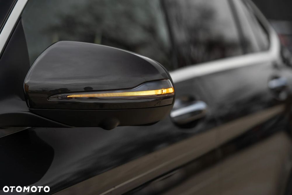 Mercedes-Benz GLC AMG 63 S 4Matic+ AMG Speedshift MCT 9G - 9