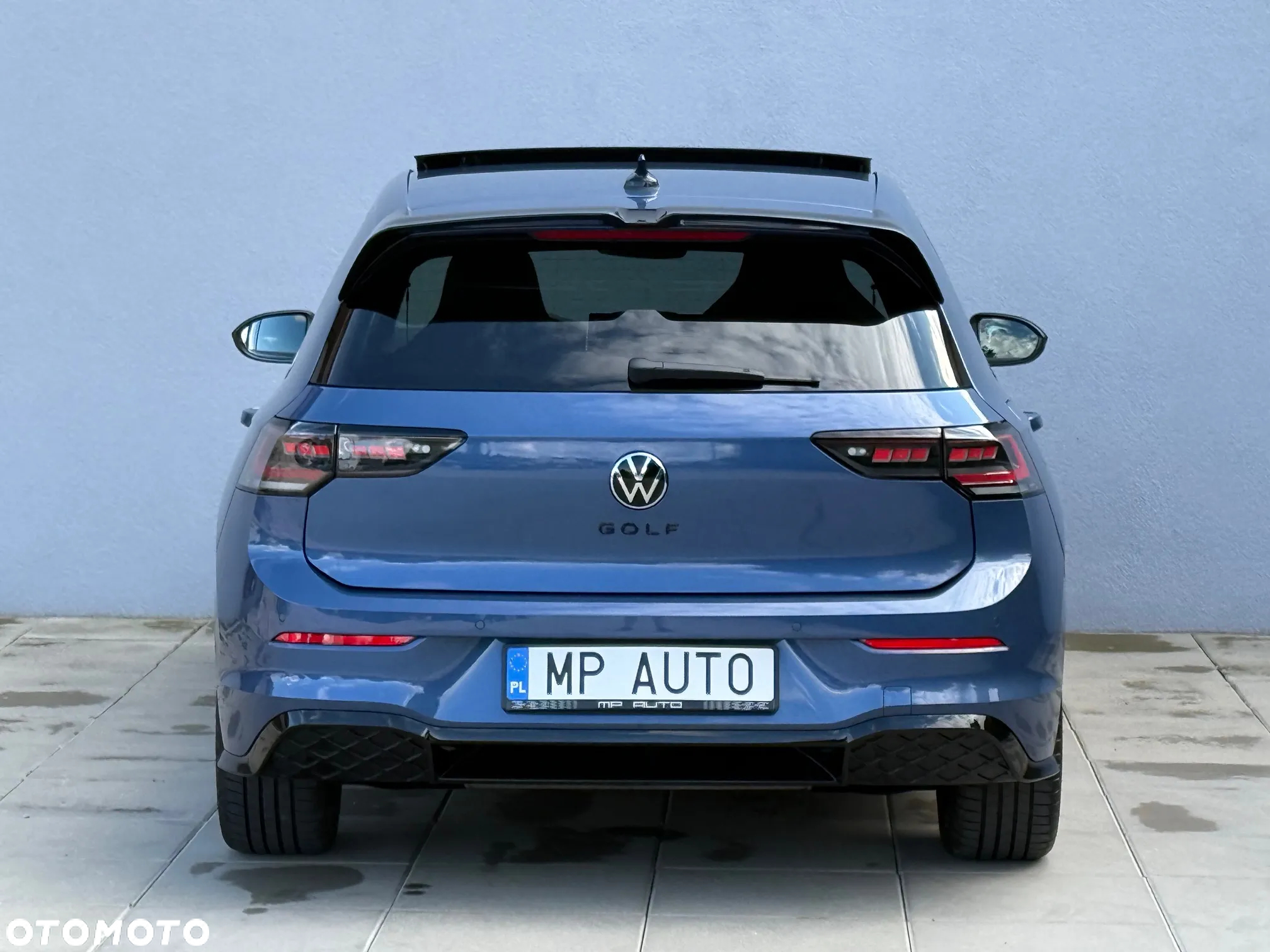 Volkswagen Golf - 5