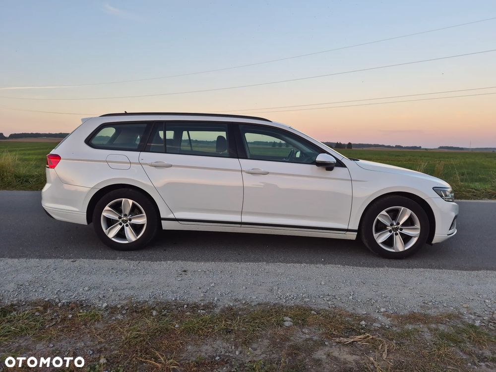 Volkswagen Passat 2024 photo 3