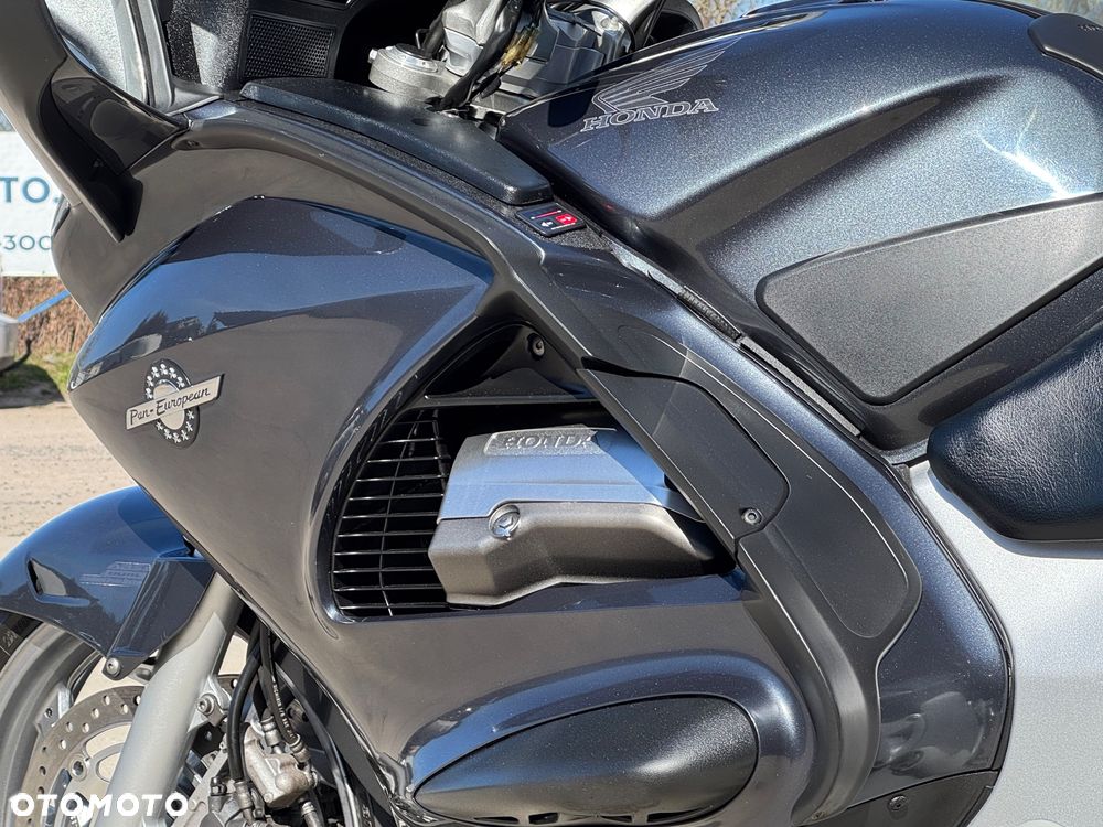 Honda ST - 26