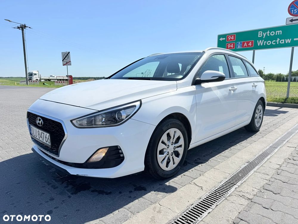 Hyundai i30 1.6 D Classic + - 1