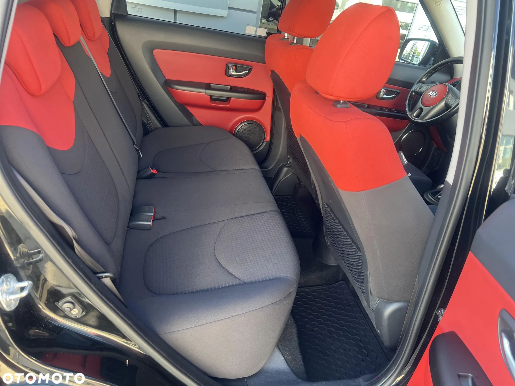 Kia Soul 1.6 GDI L - 25