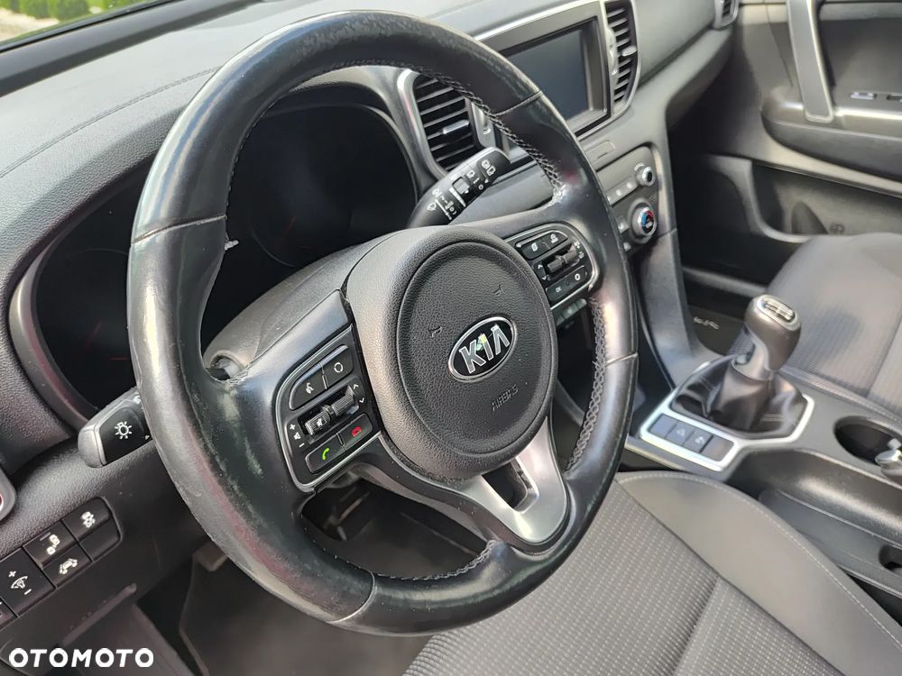 Kia Sportage 1.6 GDI Black Edition 2WD - 9