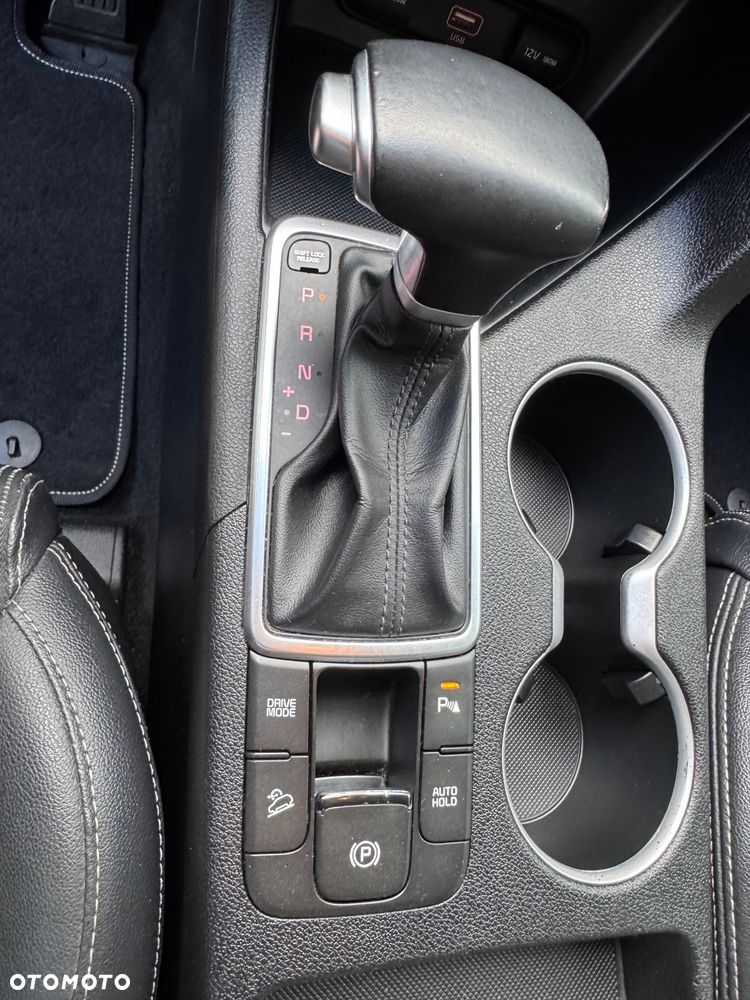 Kia Sportage - 14