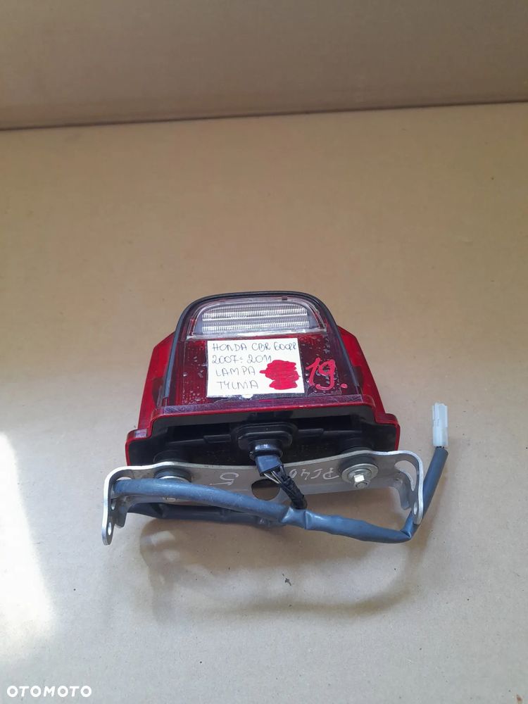 HONDA CBR 600 RR PC40 LAMPA TYŁ TYLNA - 1