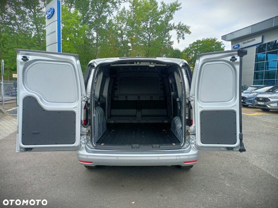 Ford Transit Connect - 11