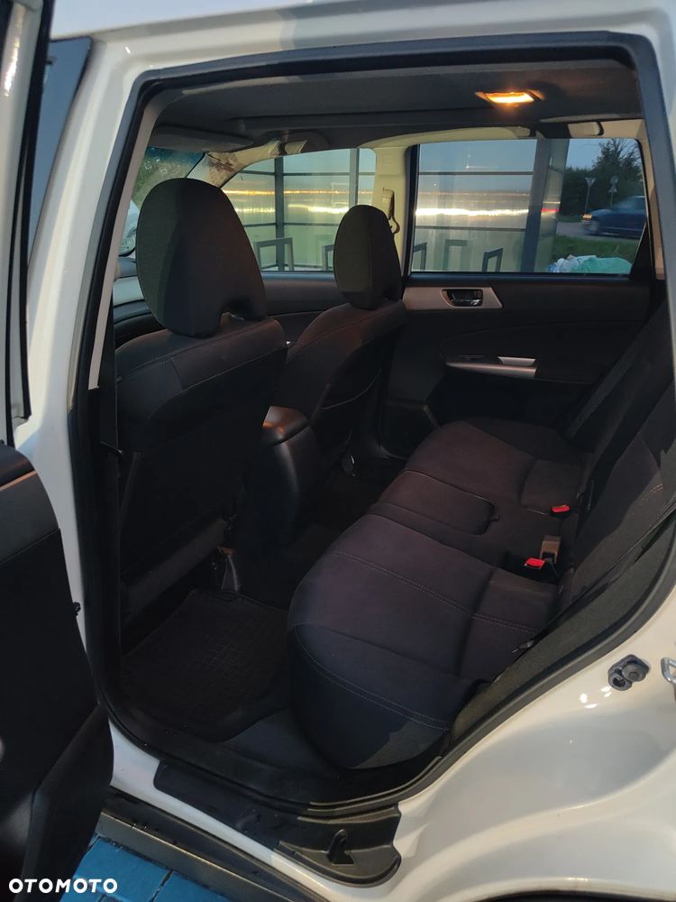 Subaru Forester - 10