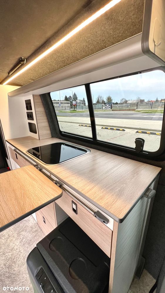 Volkswagen Transporter T5 TDI L2 - 25