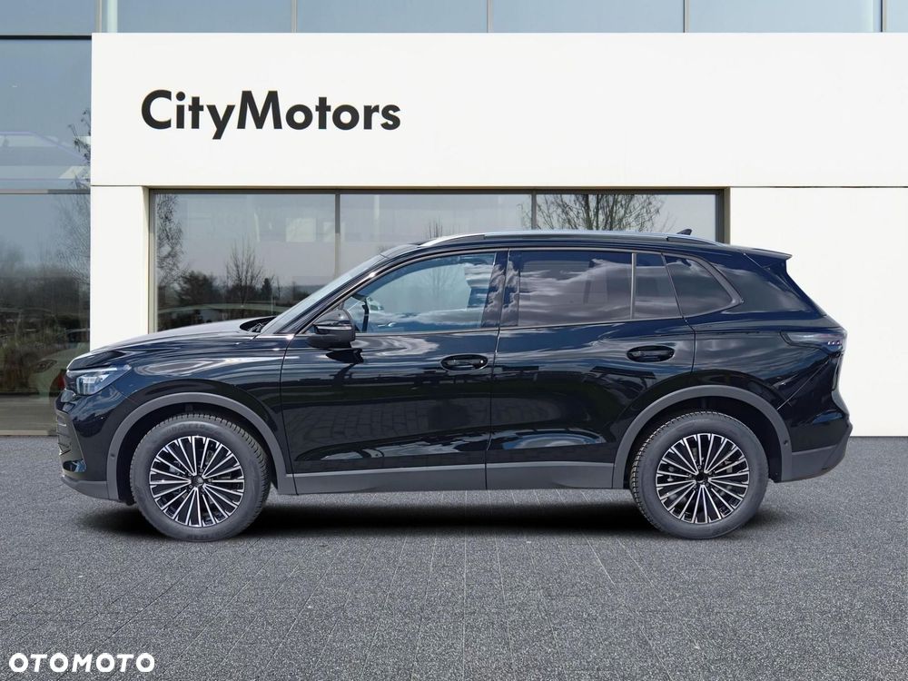 Volkswagen Tiguan - 9