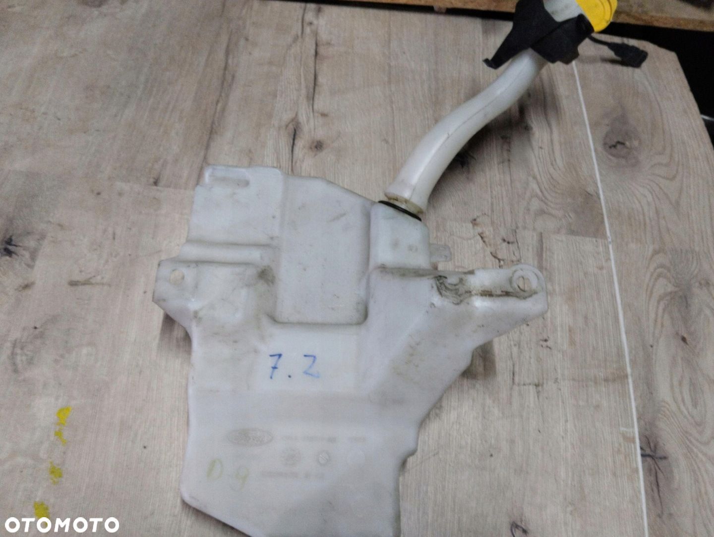 KUGA MK2 ZBIORNICZEK SPRYSKIWACZY POMPKA CV44-17B613-AD - 1