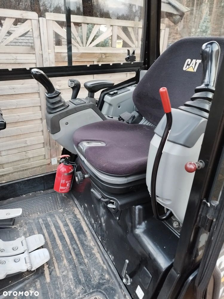 Caterpillar 301.7 D - 5