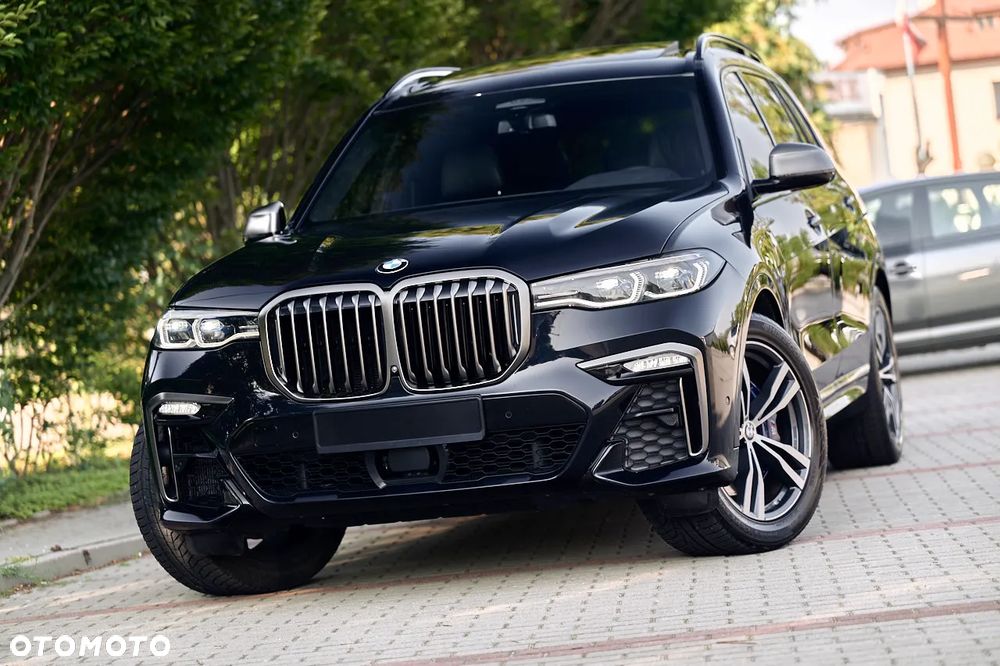 BMW X7 M50d - 1