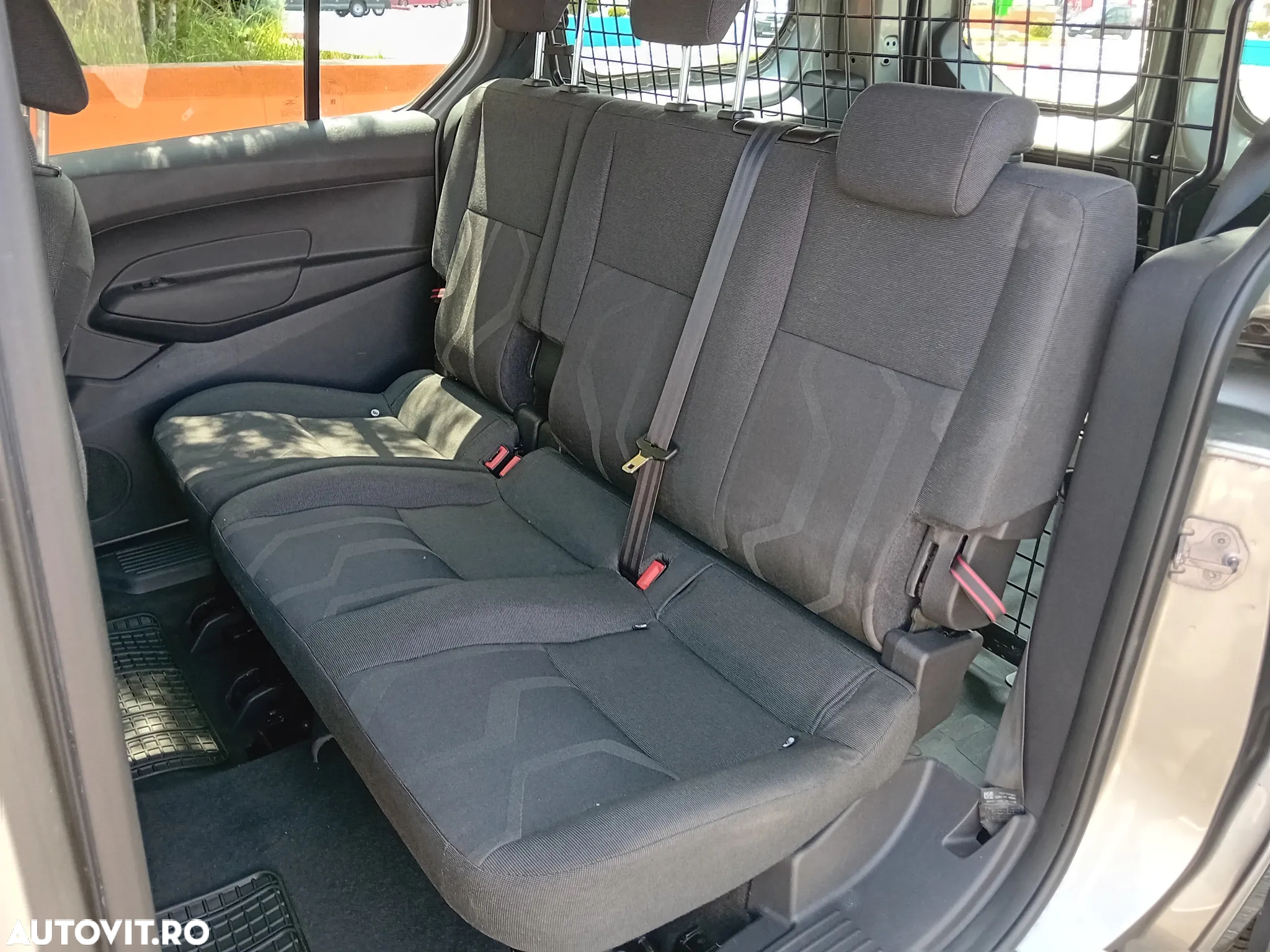 Ford Transit Connect 1.5 TDCI Combi Commercial LWB(L2) N1 Trend - 7