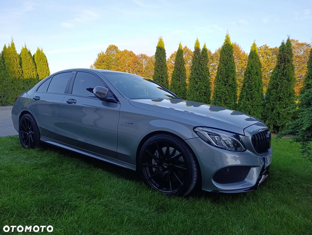 Mercedes-Benz Klasa C 450 AMG 4-Matic 7G-TRONIC - 35