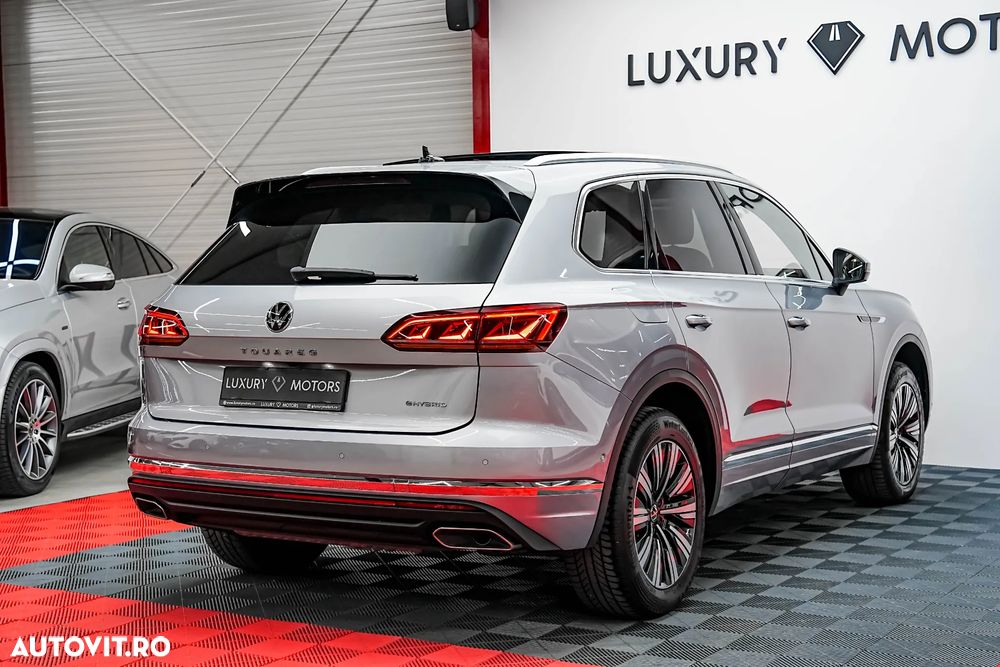 Volkswagen Touareg 3.0 V6 e-Hybrid 4Motion Aut. Elegance - 11