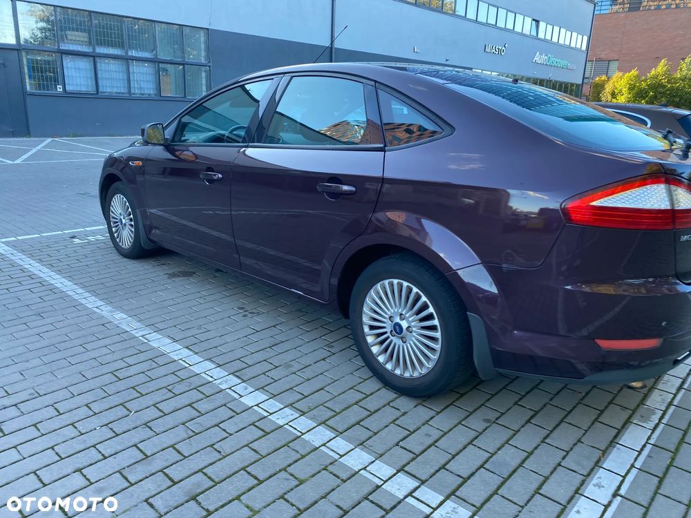 Ford Mondeo 2.0 TDCi Trend - 10